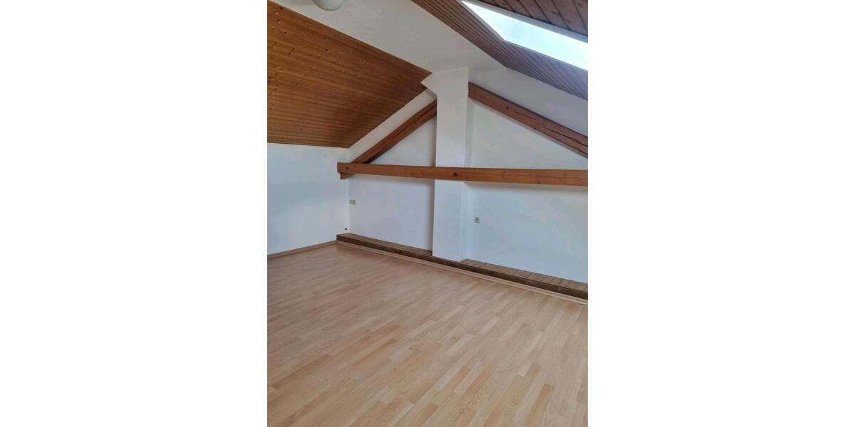 Dachgeschoßwohnung Wasserburg am Inn - 3 Zimmer, 97 m&sup2;, 1.100&euro; | Angebot:26232116