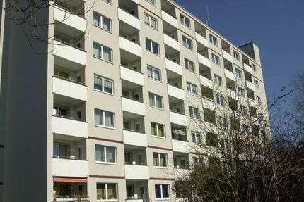 Wohnung Düsseldorf Garath - 2.5 Zimmer, 55 m&sup2;, 609&euro; | Angebot:26729513