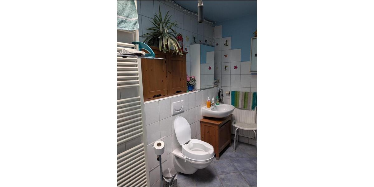 Dachgeschoßwohnung Radebeul - 3 Zimmer, 102 m&sup2;, 950&euro; | Angebot:25981275