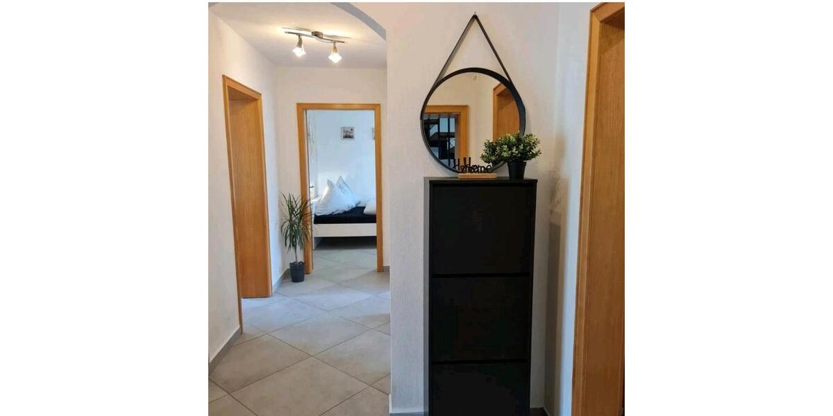 Etagenwohnung Schmallenberg - 3 Zimmer, 85 m&sup2;, 900&euro; | Angebot:25967603