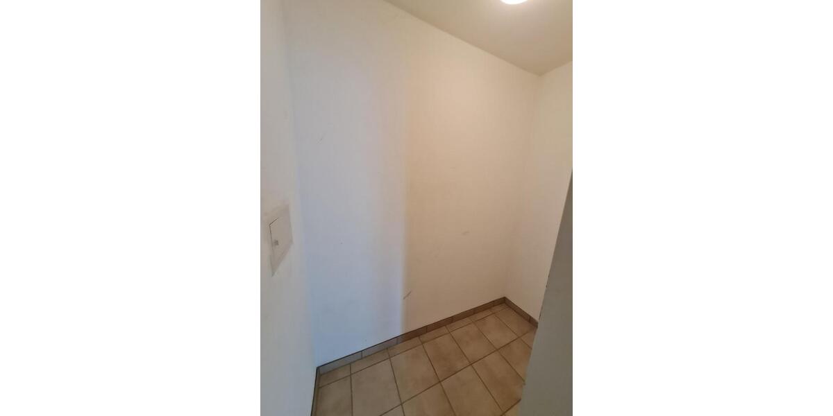 Etagenwohnung Zülpich - 4 Zimmer, 93 m&sup2;, 780&euro; | Angebot:25947637