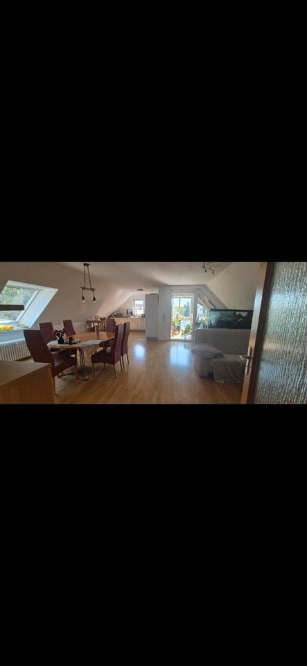 Helles Zimmer in WG in Neuhermsheim