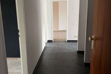 Wohnung Leverkusen Steinbüchel - 4 Zimmer, 91 m&sup2;, 910&euro; | Angebot:26749349