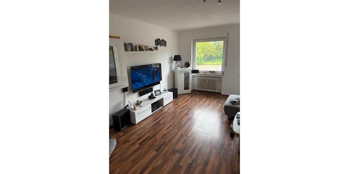 Hochparterre Lohne (Oldenburg) - 3 Zimmer, 80 m&sup2;, 575&euro; | Angebot:26675273