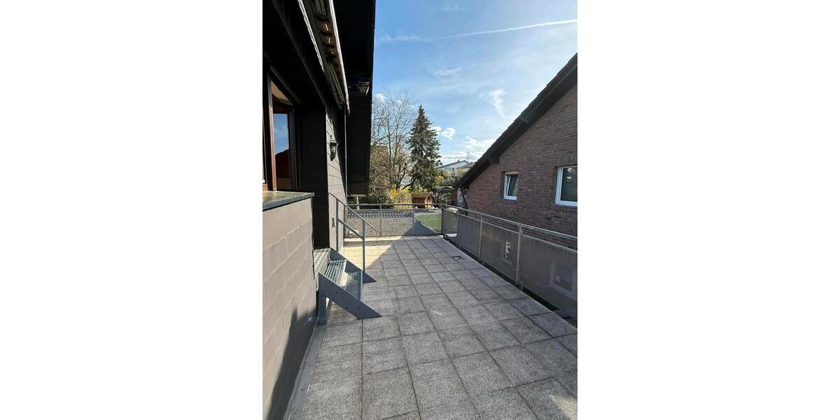 Dachgeschoßwohnung Sinzig - 2.5 Zimmer, 100 m&sup2;, 800&euro; | Angebot:26621581