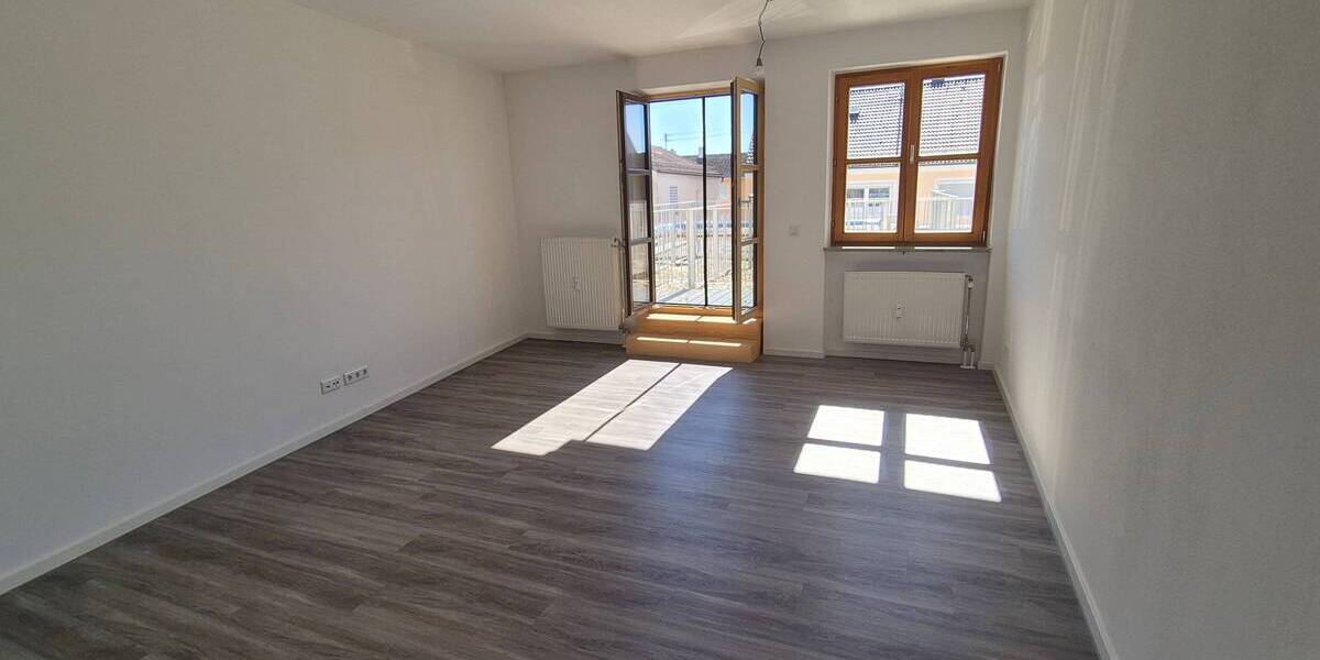 Etagenwohnung Vohburg an der Donau Vohburg - 4 Zimmer, 140 m&sup2;, 1.375&euro; | Angebot:25701213