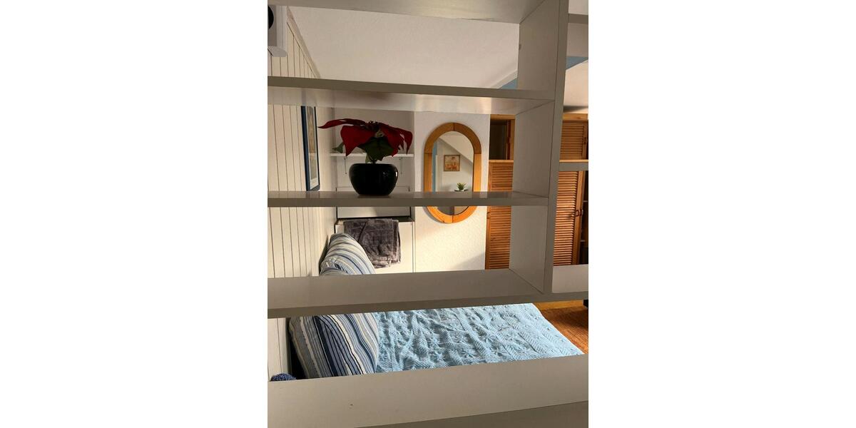 Dachgeschoßwohnung Horn-Bad Meinberg Bad Meinberg - 1 Zimmer, 25 m&sup2;, 430&euro; | Angebot:25397371