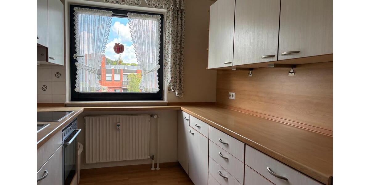 Etagenwohnung Bad Salzuflen - 3 Zimmer, 90 m&sup2;, 990&euro; | Angebot:26679297