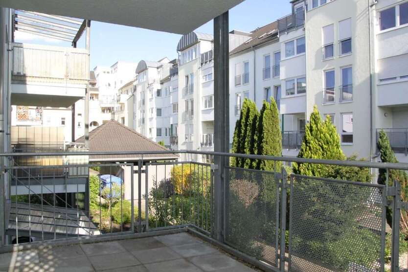Wohnung zum Mieten in Chemnitz 355 € 55.05 m²