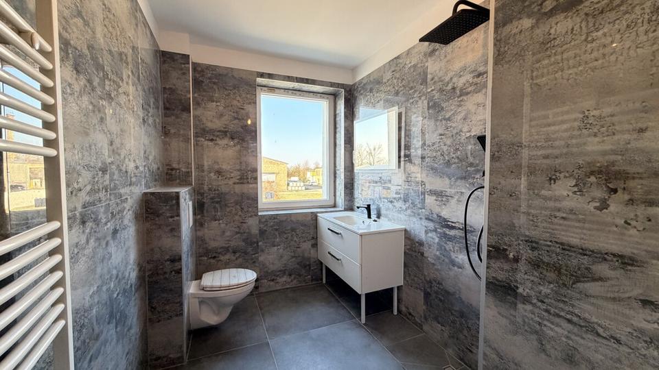 Etagenwohnung Leuna - 4 Zimmer, 80 m&sup2;, 800&euro; | Angebot:26367181