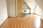Dachgeschoßwohnung Zwickau Zwickau-West - 2 Zimmer, 49 m&sup2;, 330&euro; | Angebot:26440937