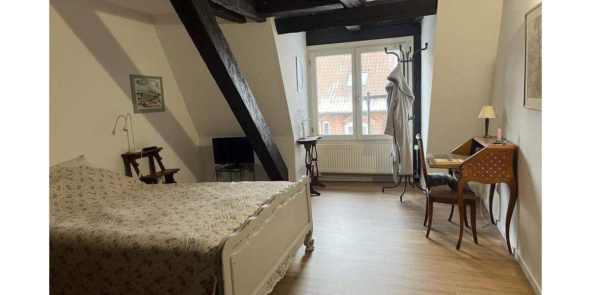 Etagenwohnung Lüneburg Altstadt - 3 Zimmer, 105 m&sup2;, 1.300&euro; | Angebot:24916758