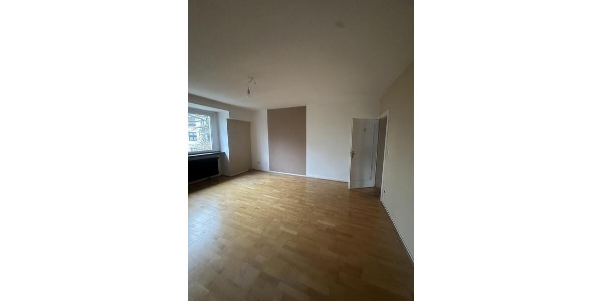 Etagenwohnung Wuppertal Gemarkung Langerfeld - 4 Zimmer, 107 m&sup2;, 860&euro; | Angebot:25648690