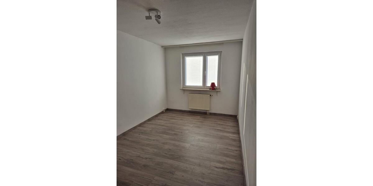 Etagenwohnung Wasungen - 2 Zimmer, 51 m&sup2;, 330&euro; | Angebot:26662240