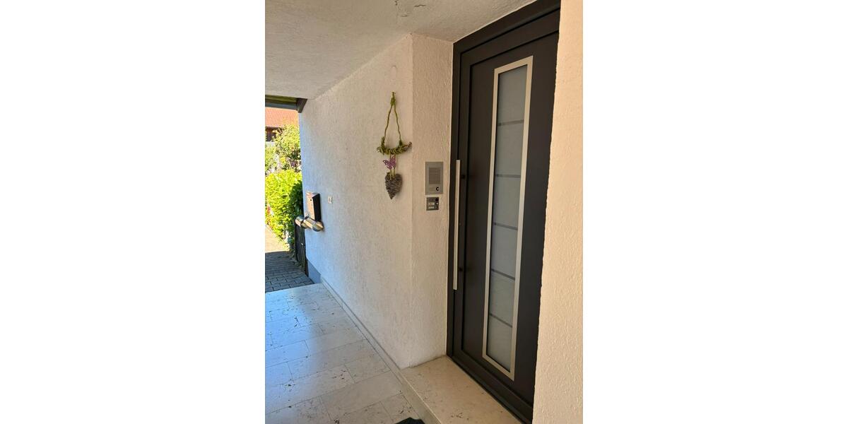 Etagenwohnung Aresing - 4 Zimmer, 98 m&sup2;, 980&euro; | Angebot:26395856