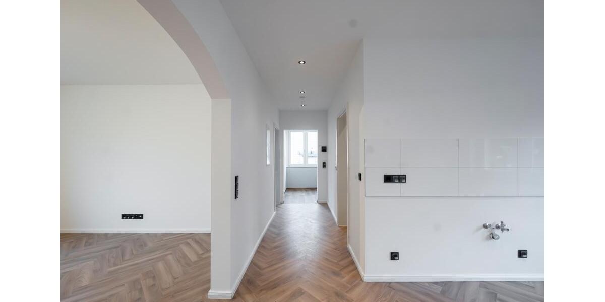 Erstbezug nach Sanierung – Moderne Maisonette Wohnung 4 zimmer