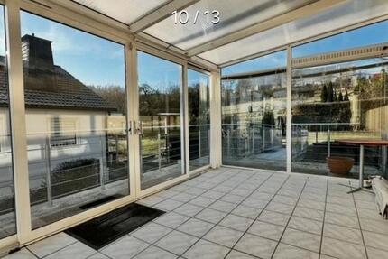 Große 4-Zimmer Wohnung mit Terrasse, Wintergarten und Garten zu v 4 zimmer