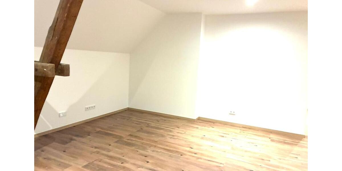 Etagenwohnung Wiesbaden Mainz-Amöneburg - 3 Zimmer, 80 m&sup2;, 1.280&euro; | Angebot:24683188