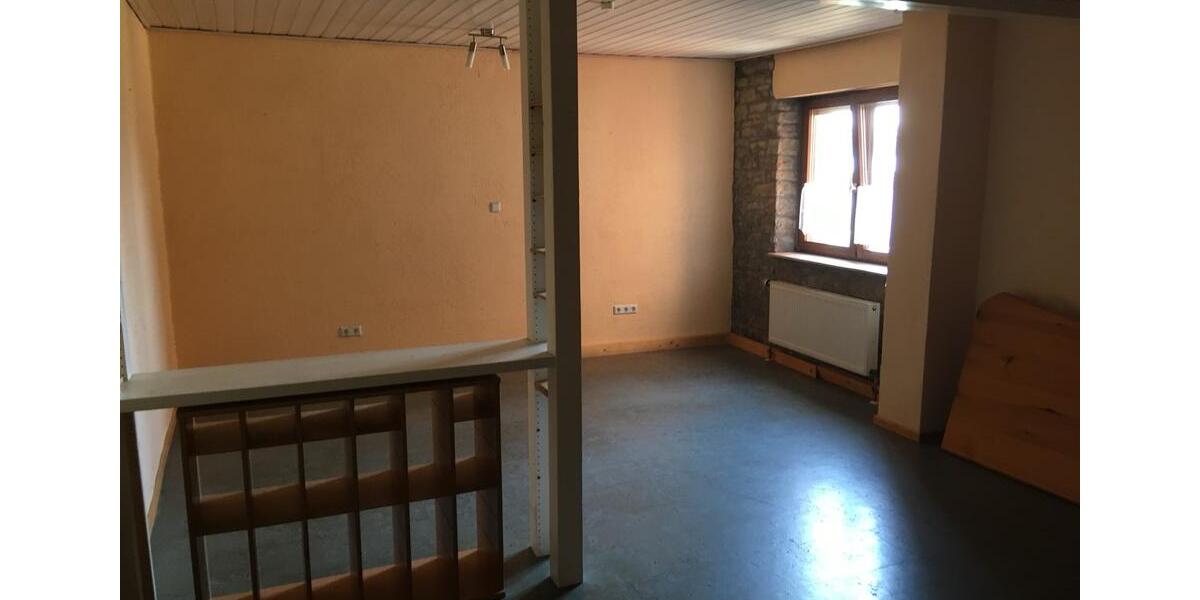 Mehrfamilienhaus, Wohnhaus Waldböckelheim - 6 Zimmer, 140 m&sup2;, 1.300&euro; | Angebot:24990687