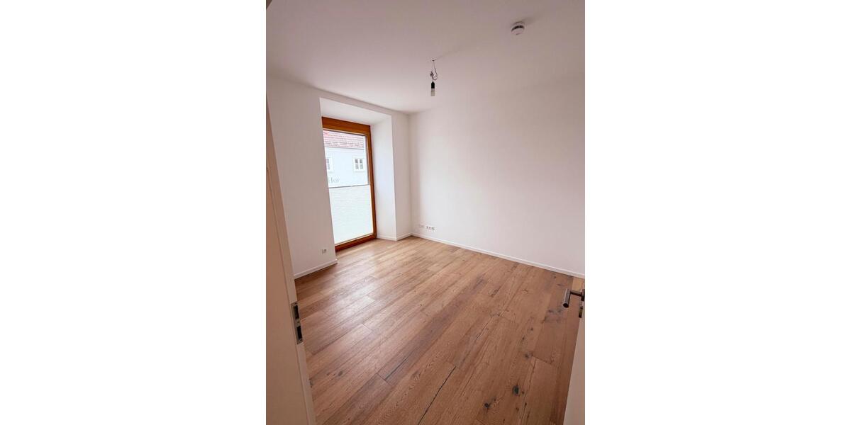 Etagenwohnung Altötting - 3 Zimmer, 105 m&sup2;, 1.050&euro; | Angebot:24599991