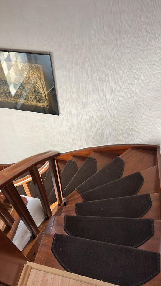 3 Zimmerwohnung Küche ,Bad mit zusätzlichem DachZimmer
