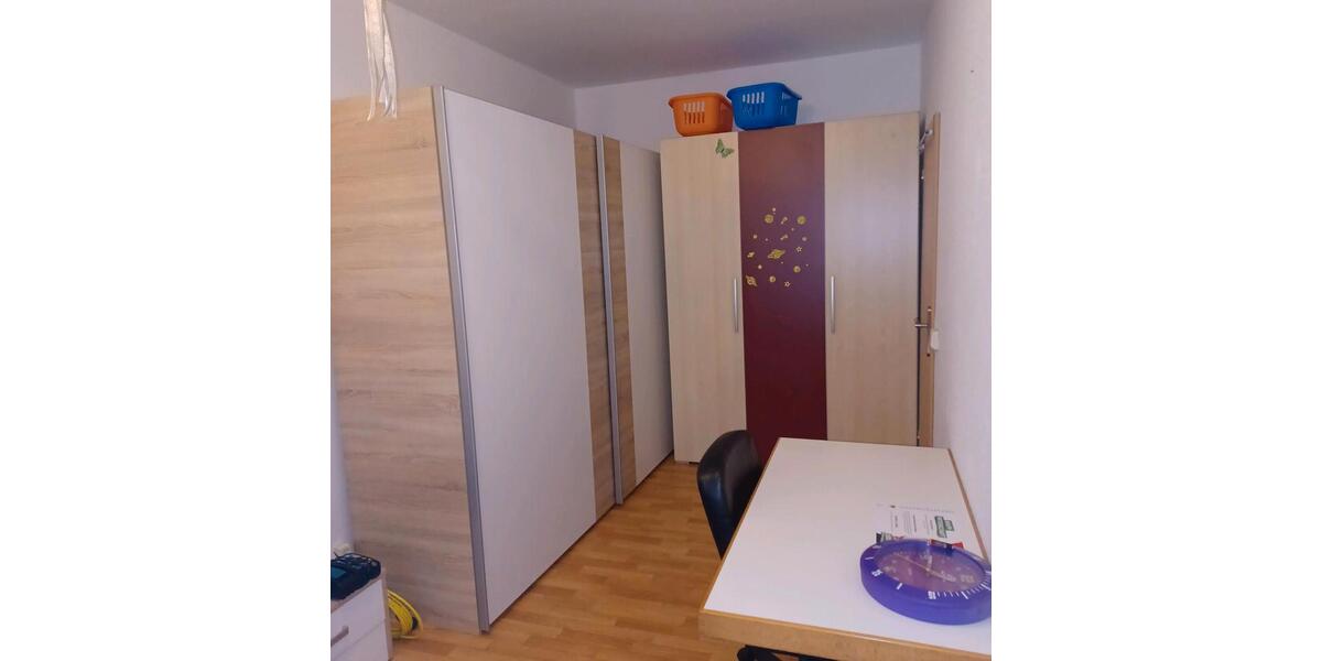 Etagenwohnung Gerstungen - 2 Zimmer, 62 m&sup2;, 2.500&euro; | Angebot:24606099