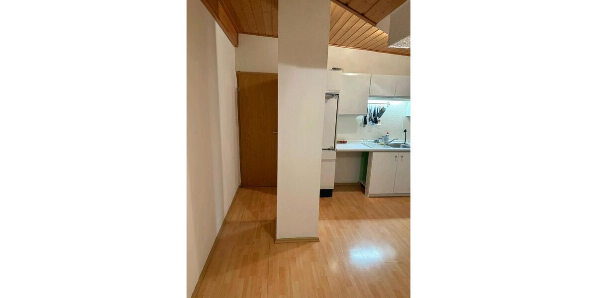 Dachgeschoßwohnung Hofbieber - 3 Zimmer, 100 m&sup2;, 850&euro; | Angebot:23717072