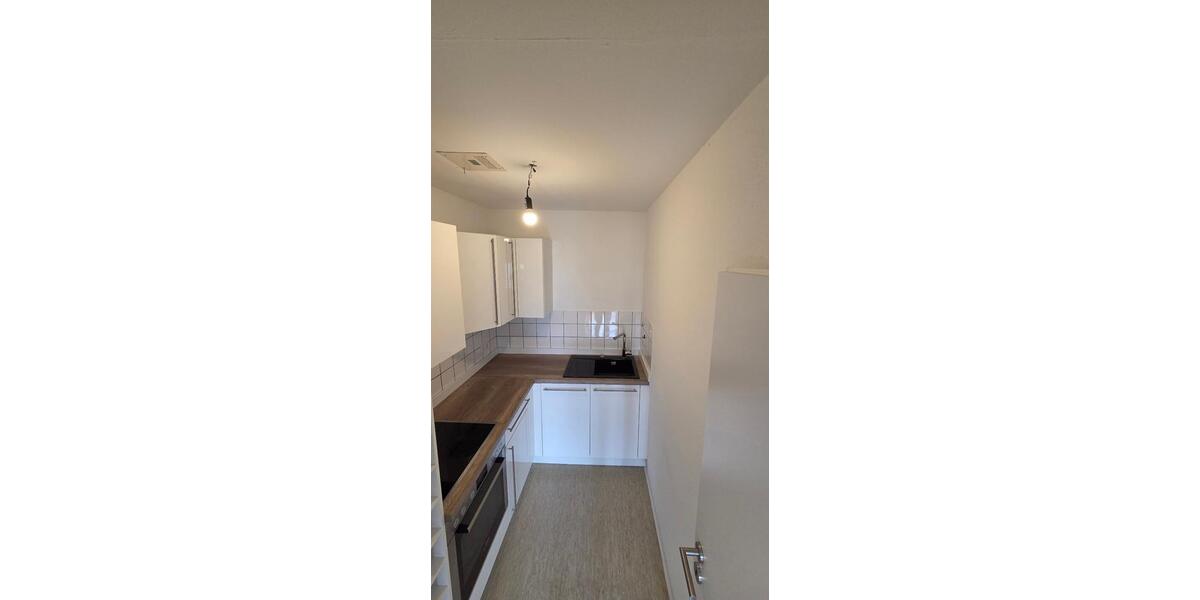 Dachgeschoßwohnung Pforzheim Weststadt - 2 Zimmer, 48 m&sup2;, 700&euro; | Angebot:26044421