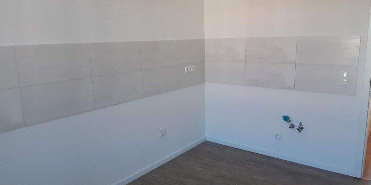 Etagenwohnung Nossen - 2 Zimmer, 50 m&sup2;, 300&euro; | Angebot:25815182