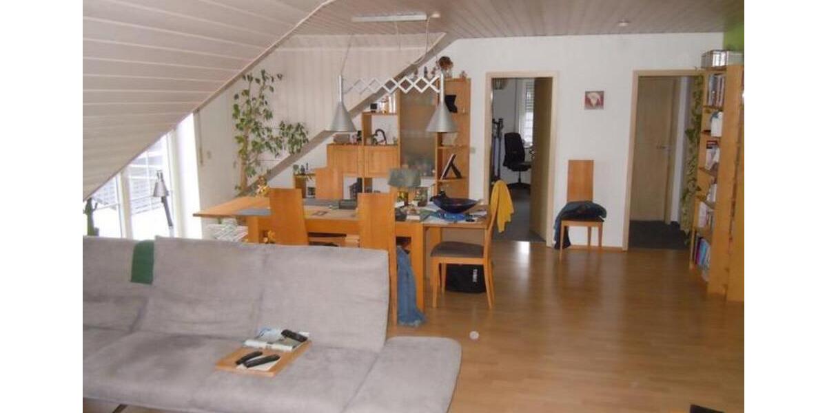 Dachgeschoßwohnung Wettstetten - 3 Zimmer, 85 m&sup2;, 935&euro; | Angebot:24766159