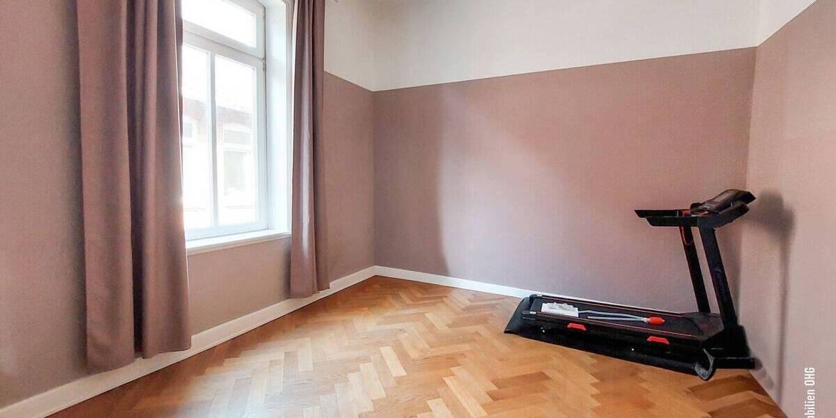 Etagenwohnung Stade Altländer Viertel - 5 Zimmer, 164 m&sup2;, 1.350&euro; | Angebot:26893137