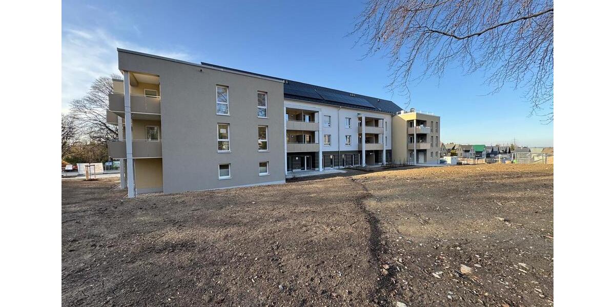 Etagenwohnung Saalfeld (Saale) - 2 Zimmer, 60 m&sup2;, 324&euro; | Angebot:25852275