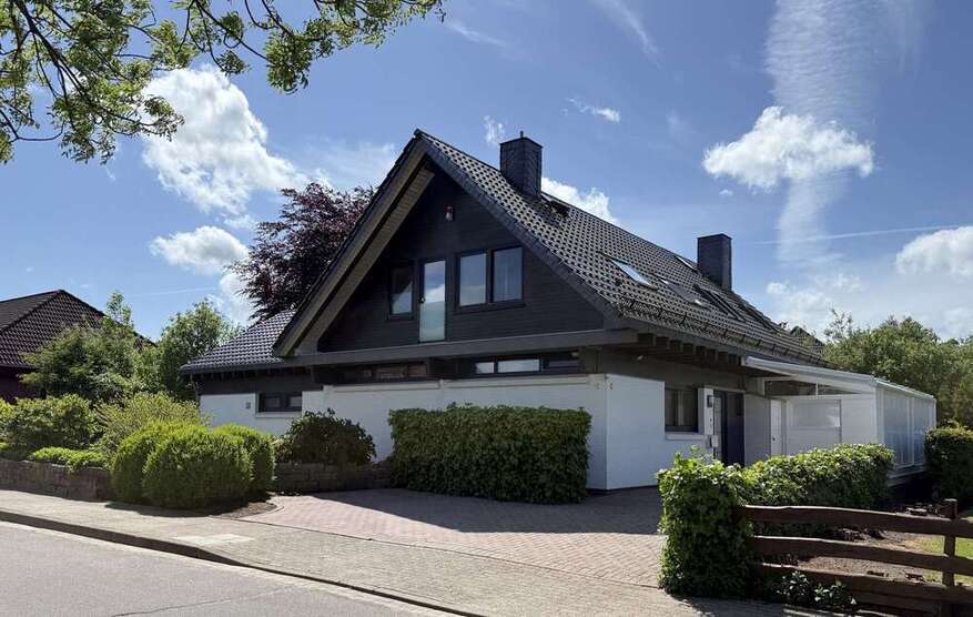 Haus zum Mieten in Heide Süderholm 1.865 € 150 m²