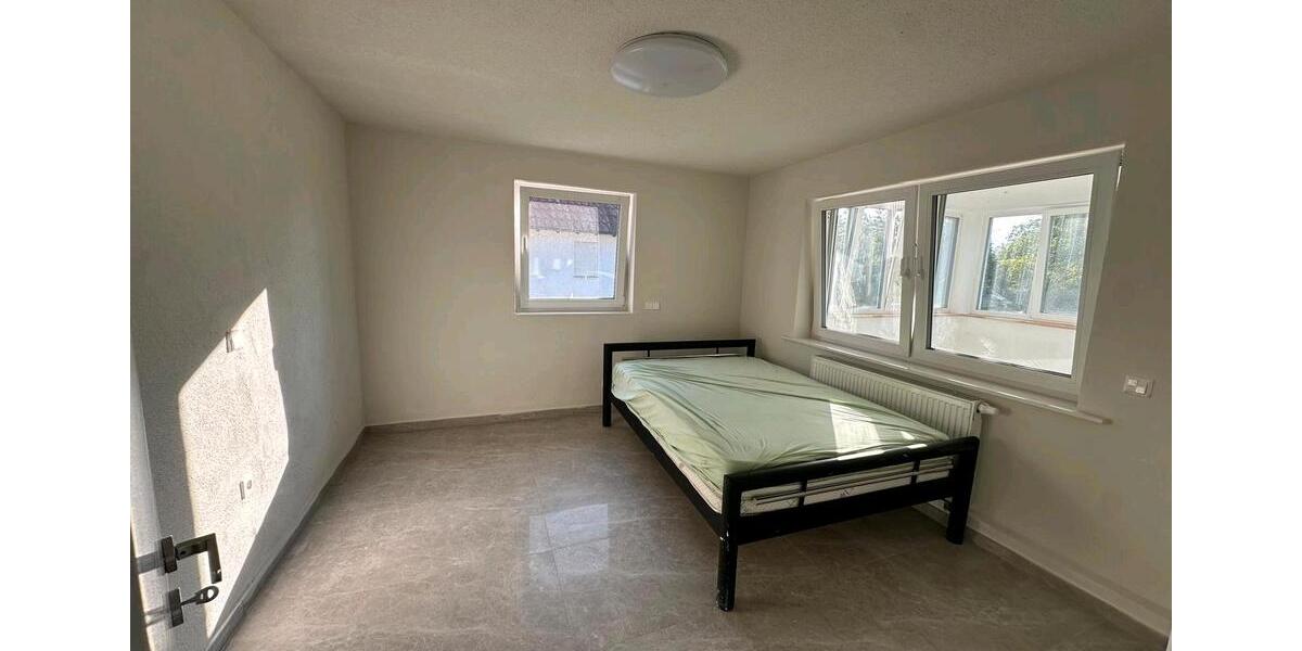 Wohnen auf Zeit Backnang - 1 Zimmer, 12 m&sup2;, 750&euro; | Angebot:26671243