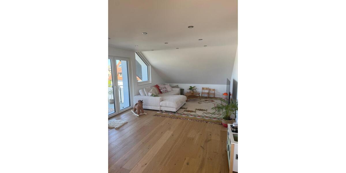 Dachgeschoßwohnung Fulda - 1 Zimmer, 120 m&sup2;, 1.300&euro; | Angebot:26680405