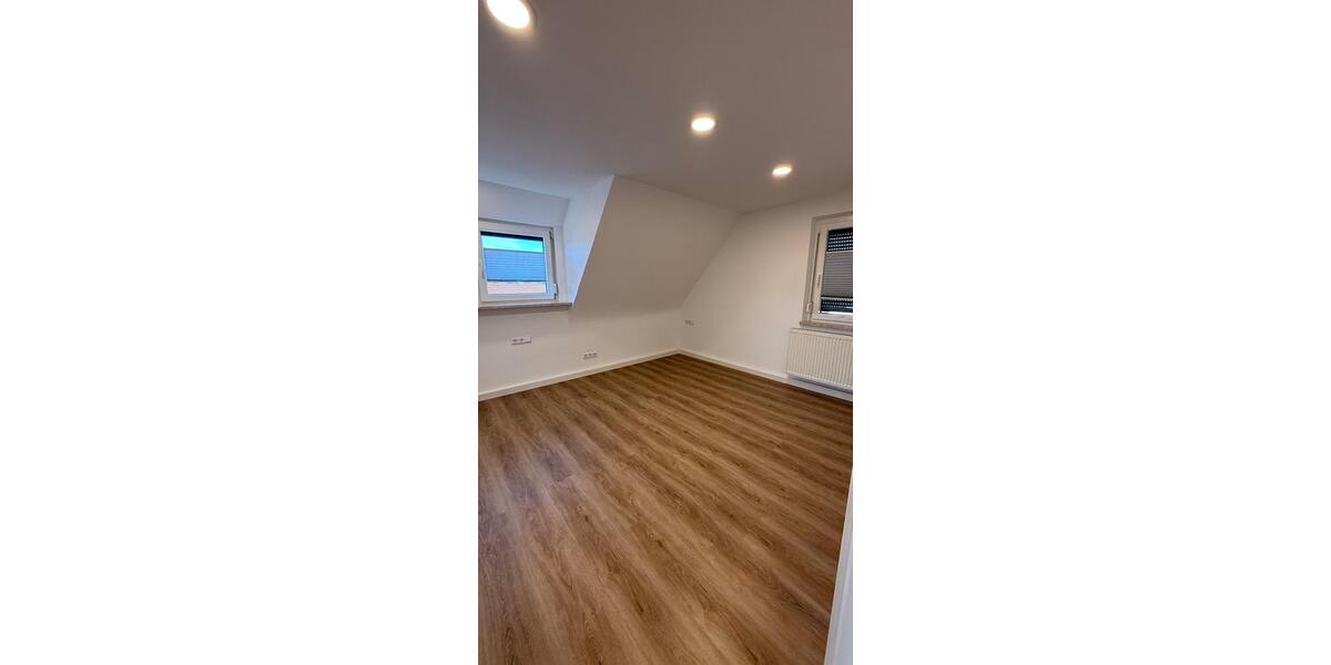 Dachgeschoßwohnung Aalen Attenhofen - 3 Zimmer, 62 m&sup2;, 1.050&euro; | Angebot:24527547