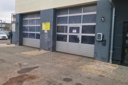 Werkstatt mit 2 Hebebühnen zimmer