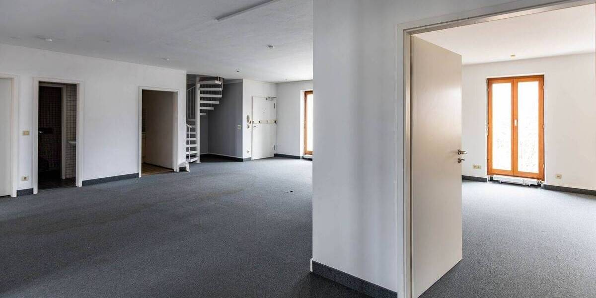 Individuell gestaltbare Büro- und Praxisräume in zentraler Lage von Haar 7 zimmer