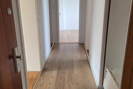 Wohnung Büdelsdorf - 3 Zimmer, 70 m&sup2;, 720&euro; | Angebot:26563309