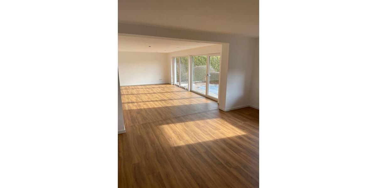 Erdgeschoßwohnung Walldürn - 3 Zimmer, 104 m&sup2;, 970&euro; | Angebot:26034162