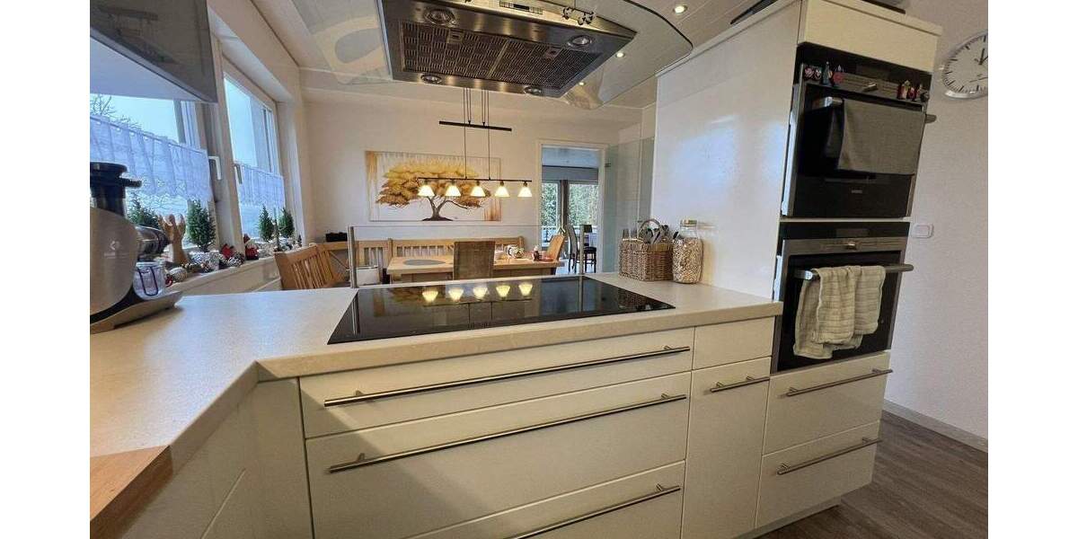 Etagenwohnung Weilheim Unterbierbronnen - 3 Zimmer, 162 m&sup2;, 1.300&euro; | Angebot:24974652