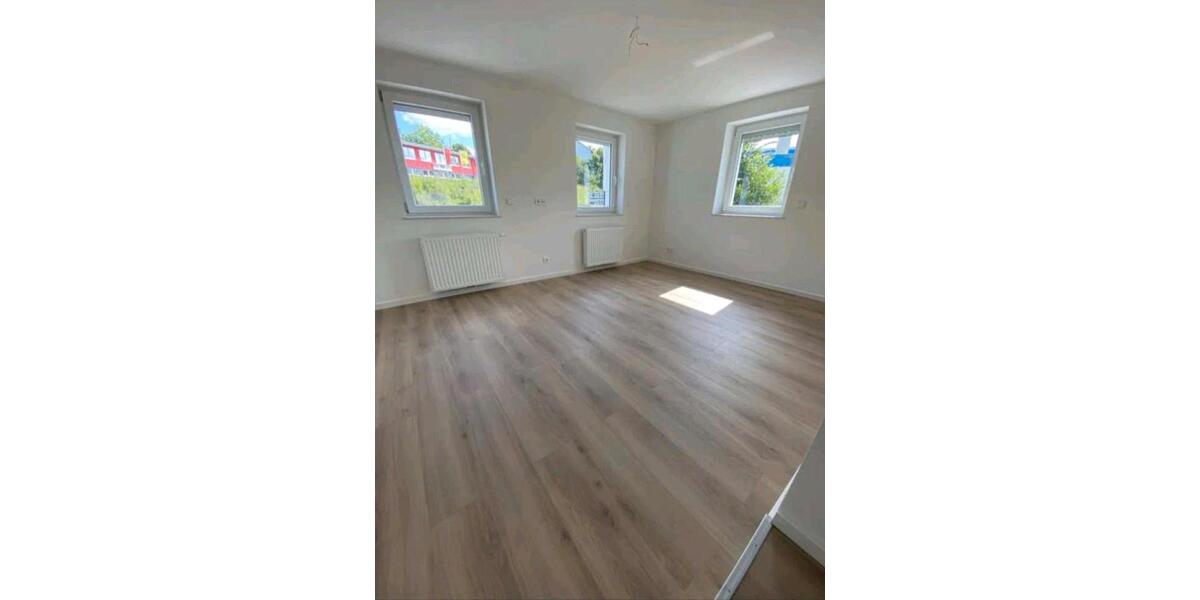 Moderne 3,5-Zimmer-Wohnung mit Neckarblick in Rottweil 3.5 zimmer