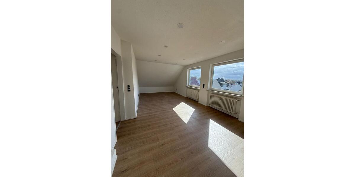 Etagenwohnung Kassel Nordshausen - 4 Zimmer, 85 m&sup2;, 980&euro; | Angebot:25306031
