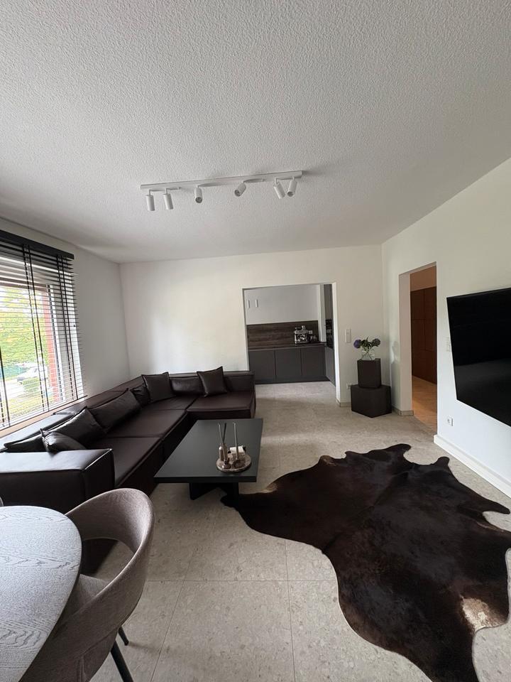 Kernsanierte 3-Zimmer-Wohnung mit Balkon und Garage