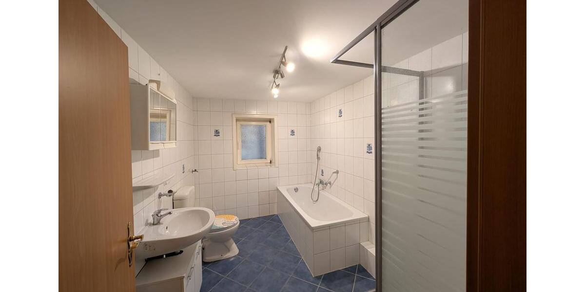 Etagenwohnung Großalmerode - 2 Zimmer, 85 m&sup2;, 1.000&euro; | Angebot:26466640