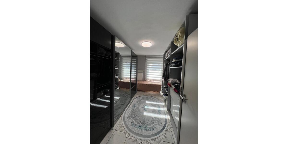 Doppelhaushälfte Weichs - 6 Zimmer, 160 m&sup2;, 3.400&euro; | Angebot:25841108