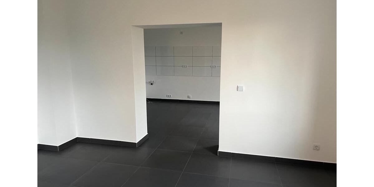 Erdgeschoßwohnung Limbach-Oberfrohna Oberfrohna - 2 Zimmer, 64 m&sup2;, 680&euro; | Angebot:26038818