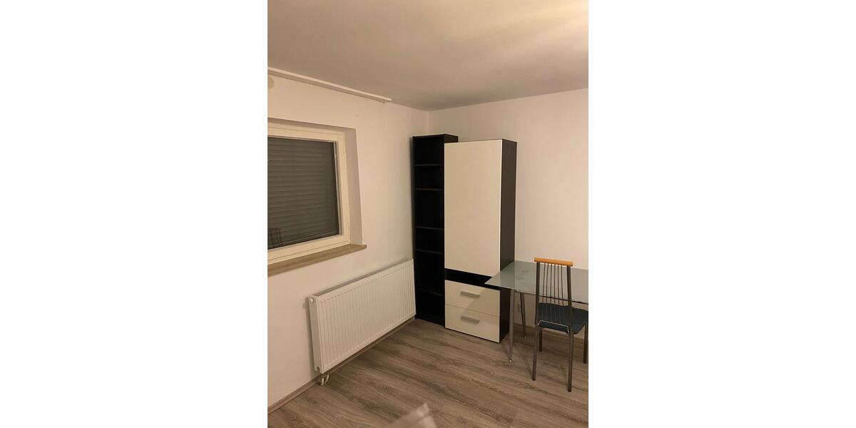 Wohnen auf Zeit Unterhaching - 3 Zimmer, 120 m&sup2;, 600&euro; | Angebot:24891433