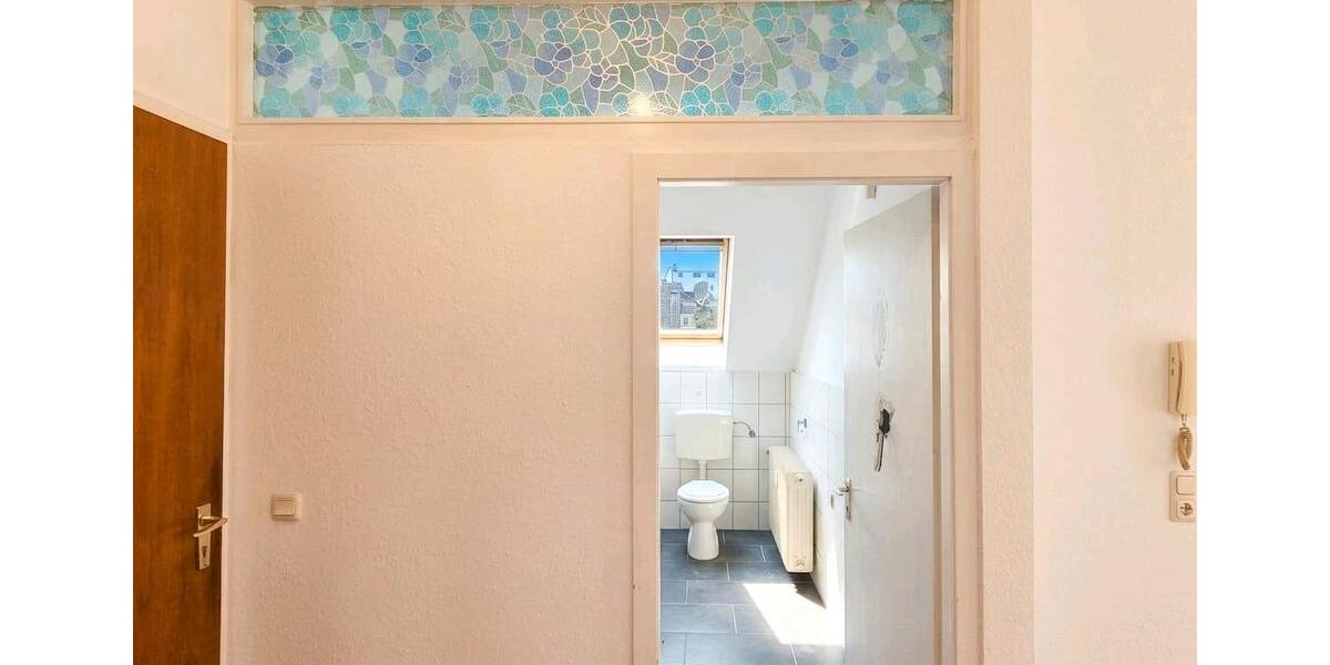 Dachgeschoßwohnung Sulzbach (Saar) - 2 Zimmer, 55 m&sup2;, 430&euro; | Angebot:26516545