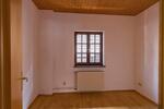 Etagenwohnung Steinau an der Straße - 3 Zimmer, 89 m&sup2;, 750&euro; | Angebot:26598376